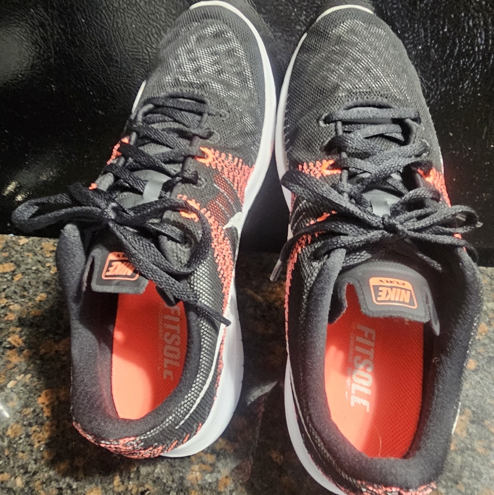 Nike Flex Fury Womens Shoe Size 9 Running Fitsole Lace up